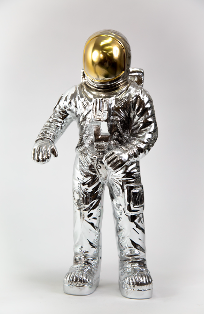 
                  
                    SPACE MAN
                  
                